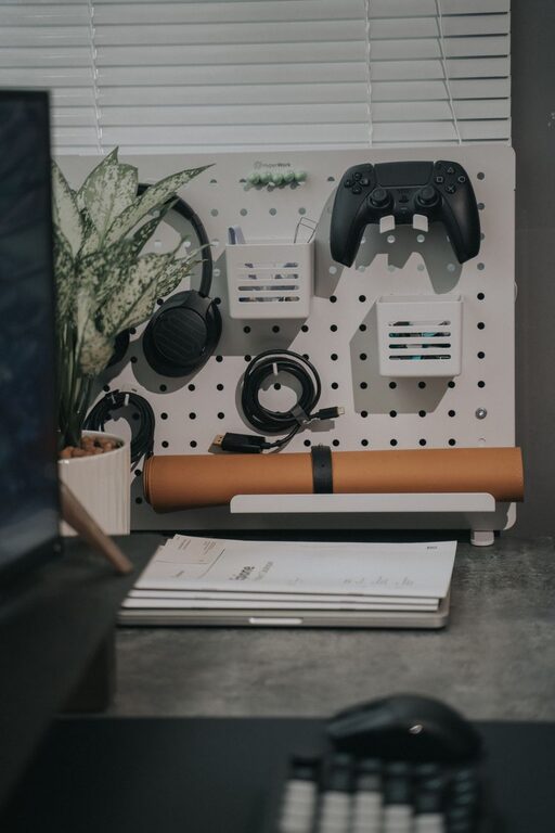 How to Organize Cables and Chargers Neatly